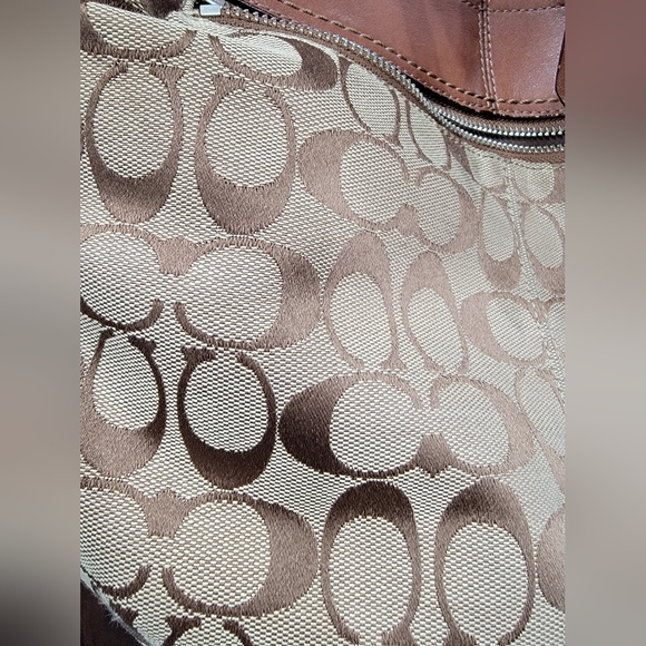 Coach Hobo Bag Buckle Pleated Brown Monogram Signature Handbag Purse - Picture 7 of 15